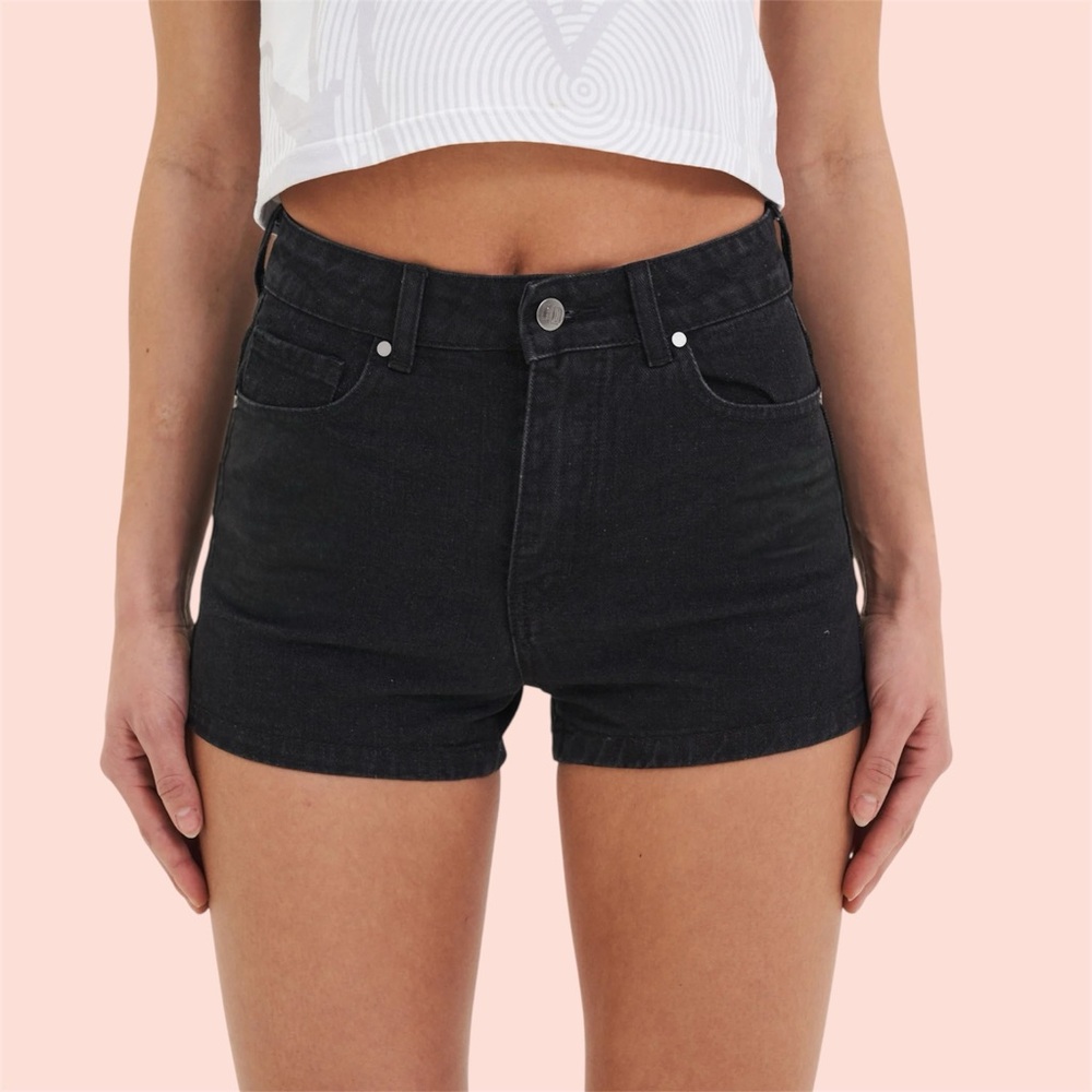 Hollister Women's Black Jean Shorts